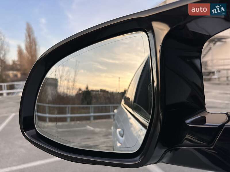 Внедорожник / Кроссовер BMW X5 M 2022 в Киеве