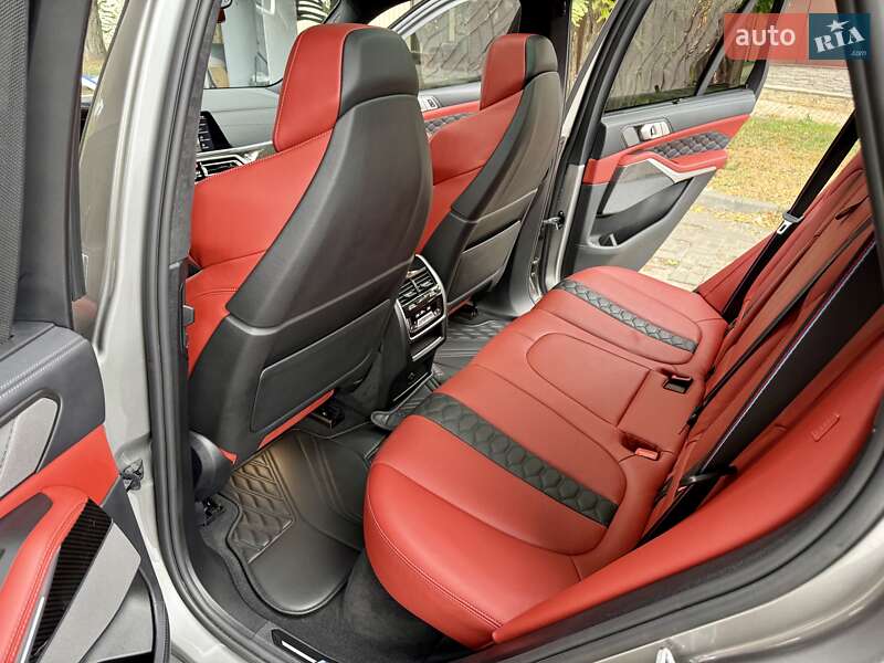 Внедорожник / Кроссовер BMW X5 M 2021 в Днепре