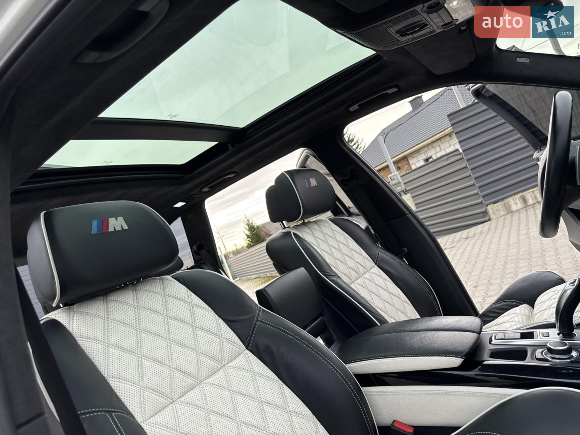 2010 BMW X5 M - мініатюра 7