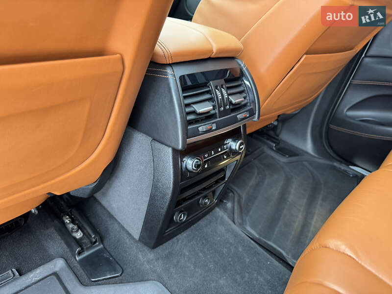 Внедорожник / Кроссовер BMW X5 M 2015 в Киеве фото 28 Внедорожник / Кроссовер BMW X5 M 2015 в Киеве