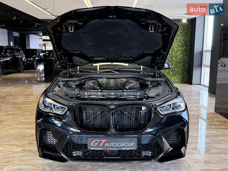 Внедорожник / Кроссовер BMW X5 M 2022 в Киеве