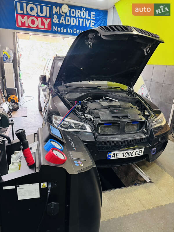 Внедорожник / Кроссовер BMW X5 M 2011 в Днепре