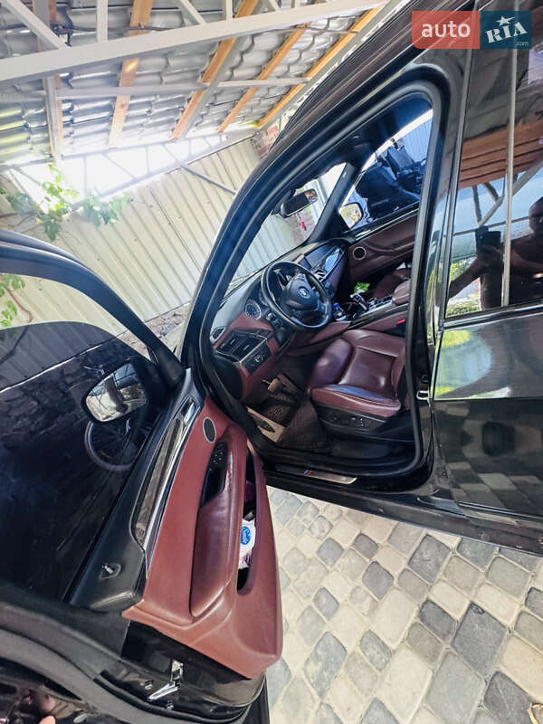 Внедорожник / Кроссовер BMW X5 M 2011 в Днепре