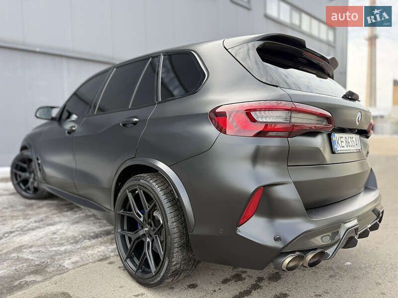 Внедорожник / Кроссовер BMW X5 M 2022 в Киеве
