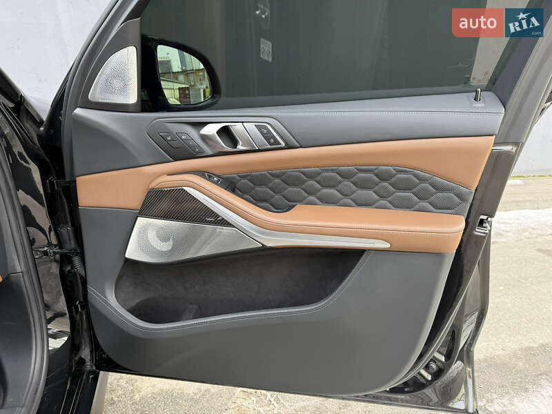 Внедорожник / Кроссовер BMW X5 M 2022 в Киеве