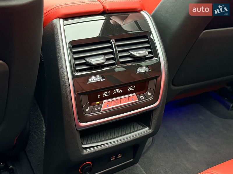 Внедорожник / Кроссовер BMW X5 M 2024 в Днепре