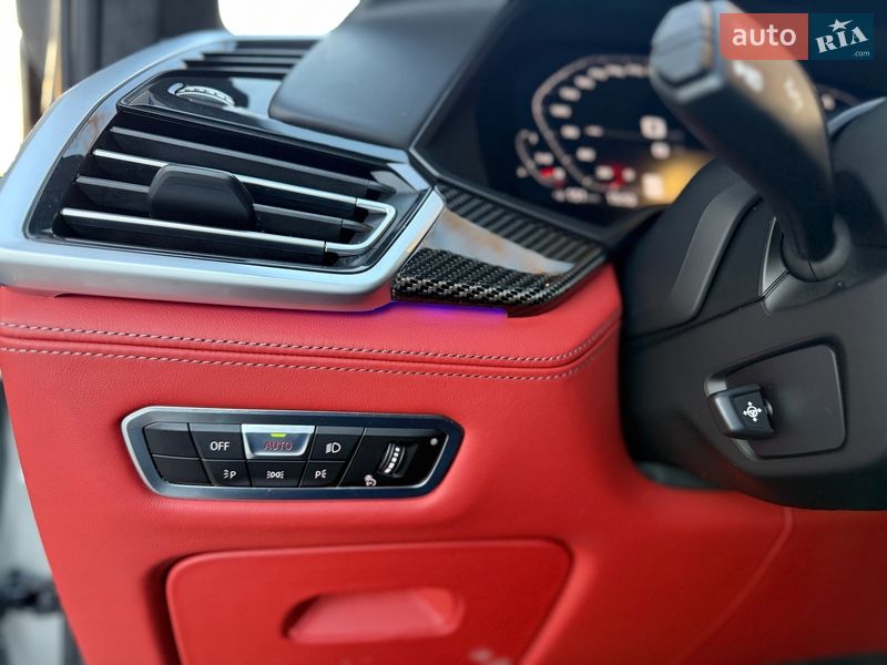 Позашляховик / Кросовер BMW X5 M 2021 в Дніпрі