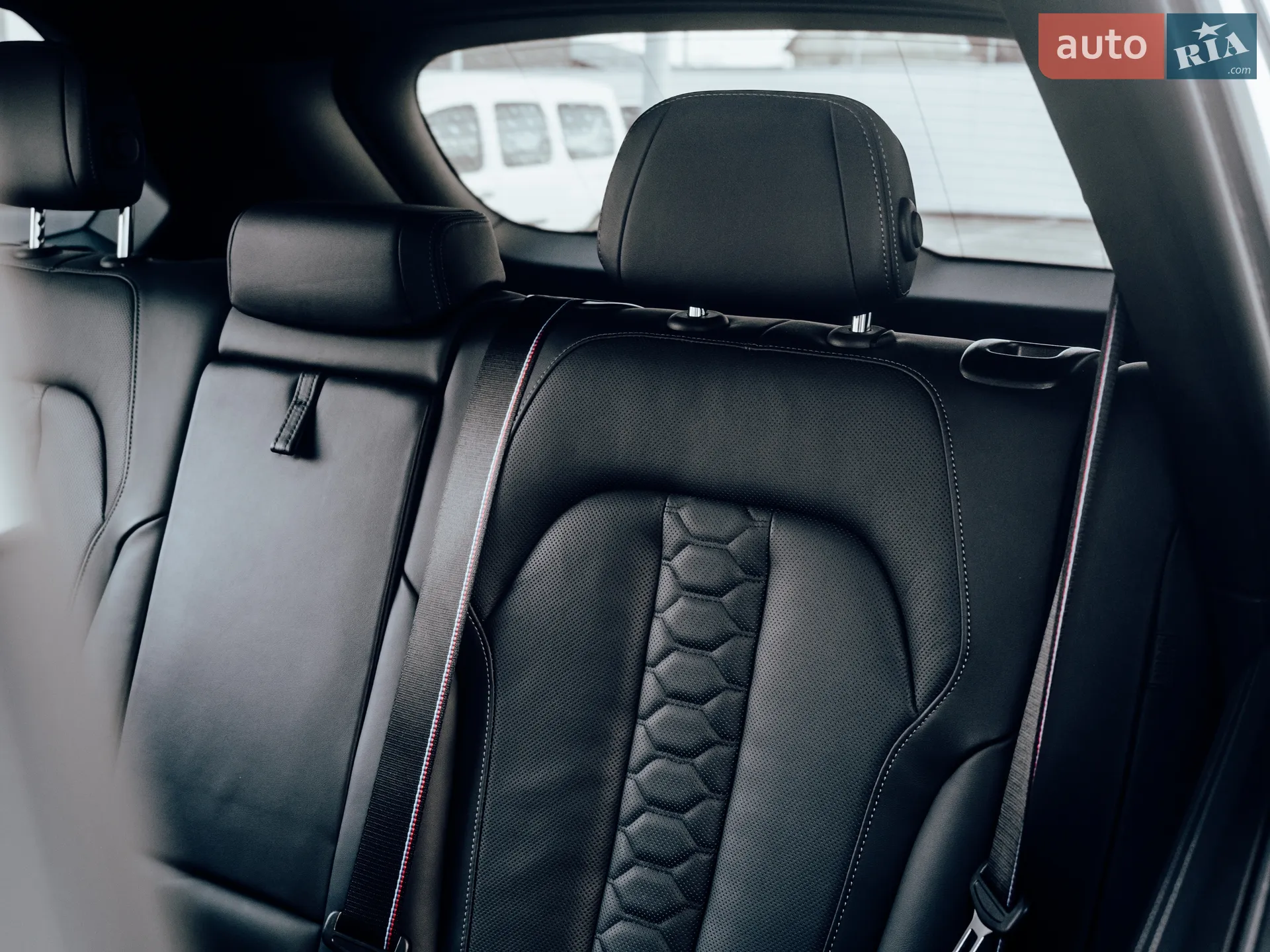 2023 BMW X5 M - мініатюра 51