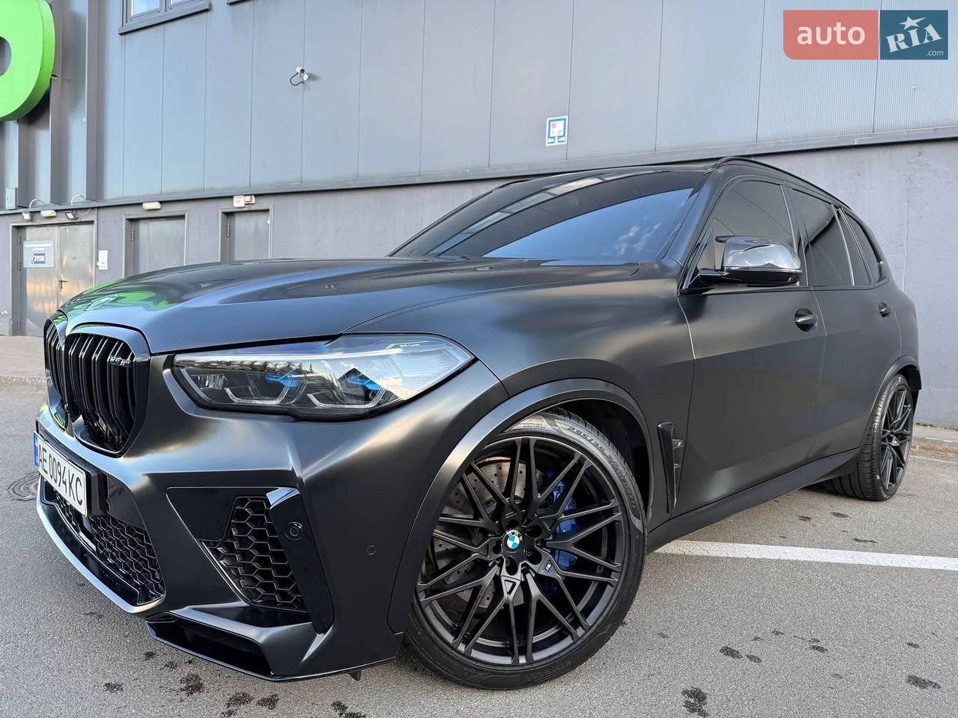 2022 BMW X5 M - мініатюра 2