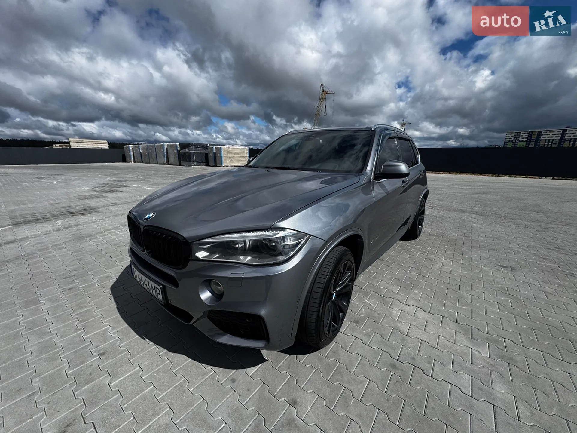 2017 BMW X5 M - мініатюра 2