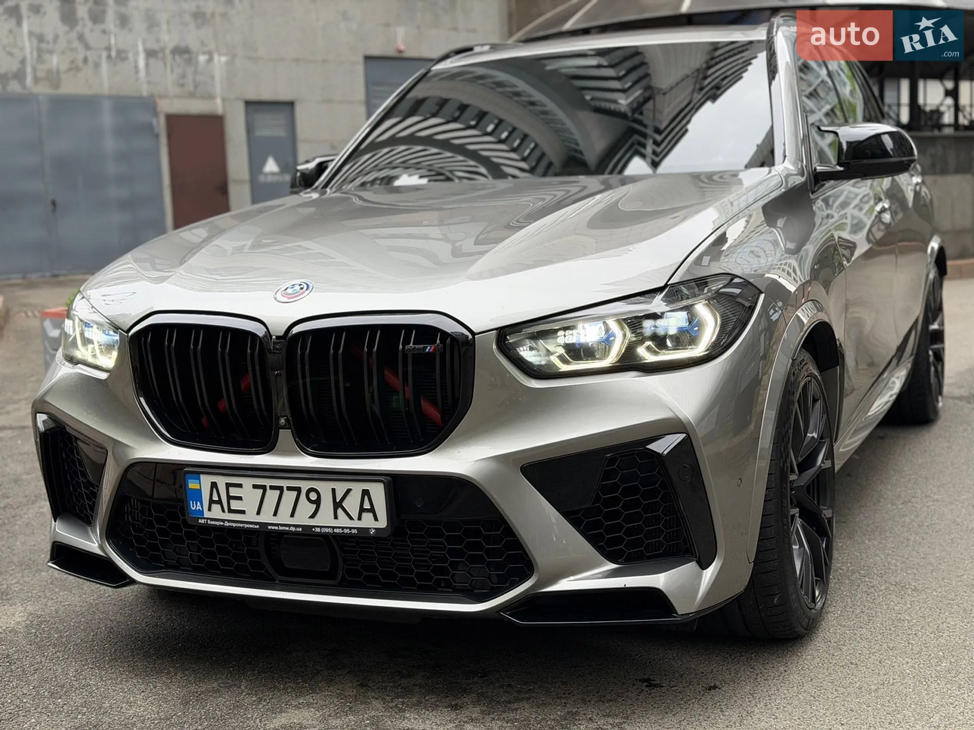 2022 BMW X5 M - мініатюра 4