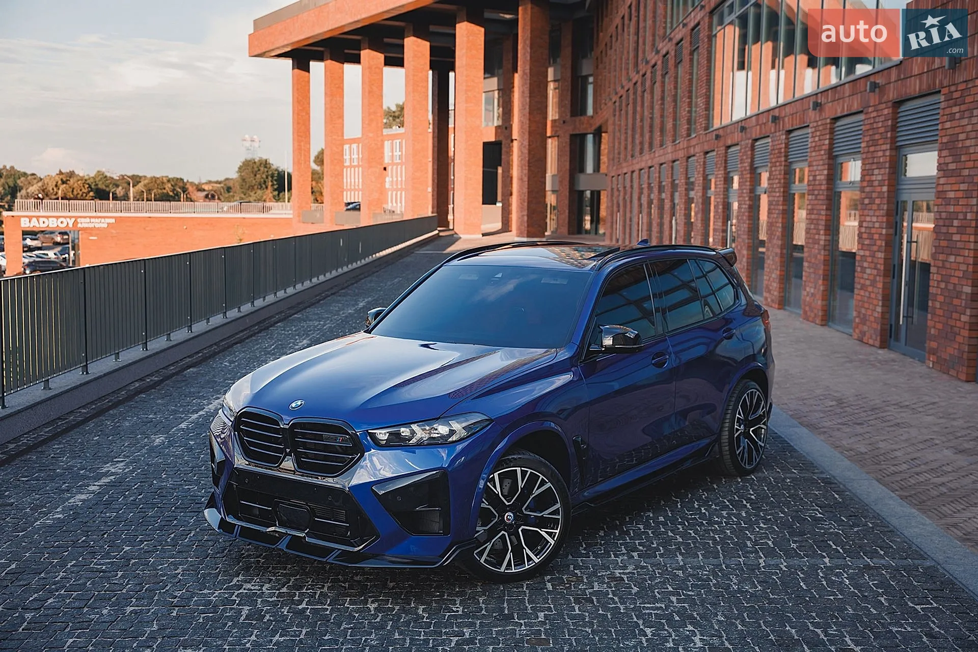 2022 BMW X5 M - мініатюра 8