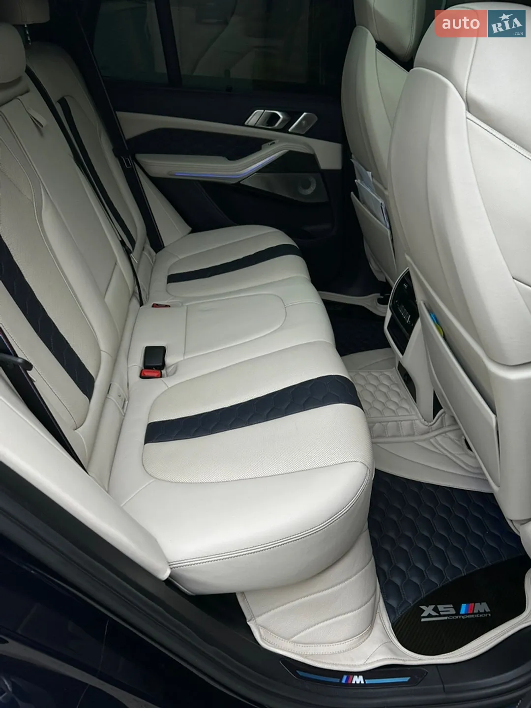 2022 BMW X5 M - мініатюра 35