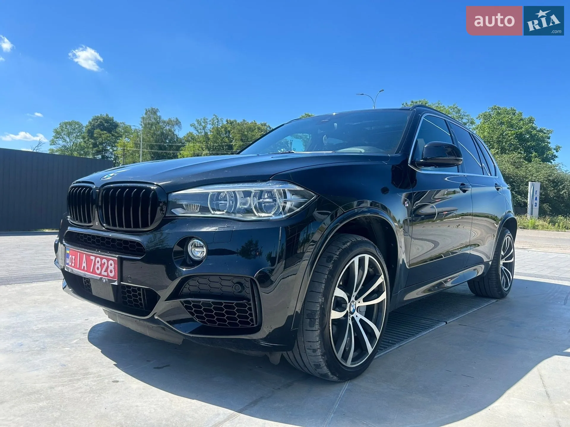 2016 BMW X5 M - мініатюра 12