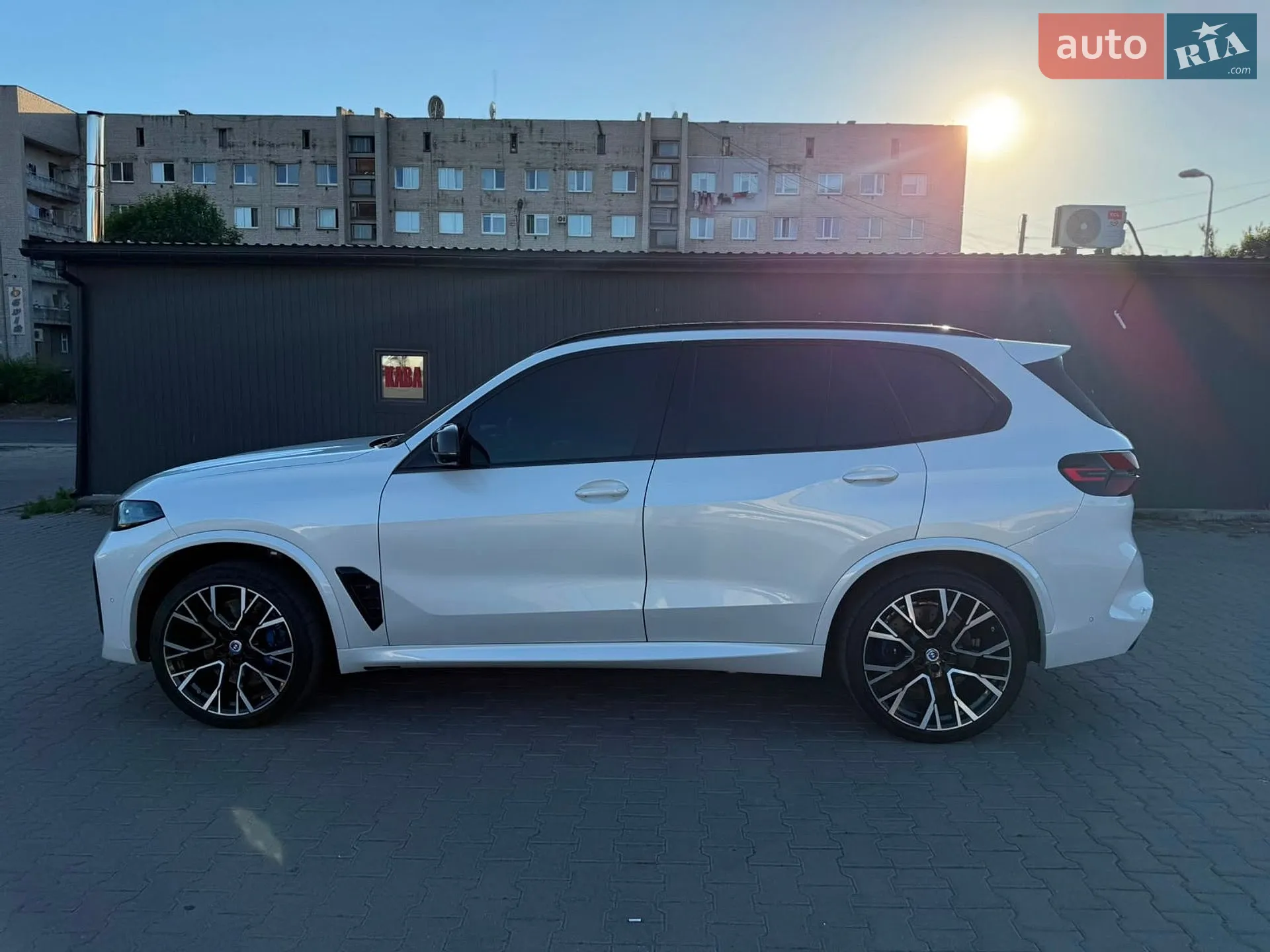 2022 BMW X5 M - мініатюра 5