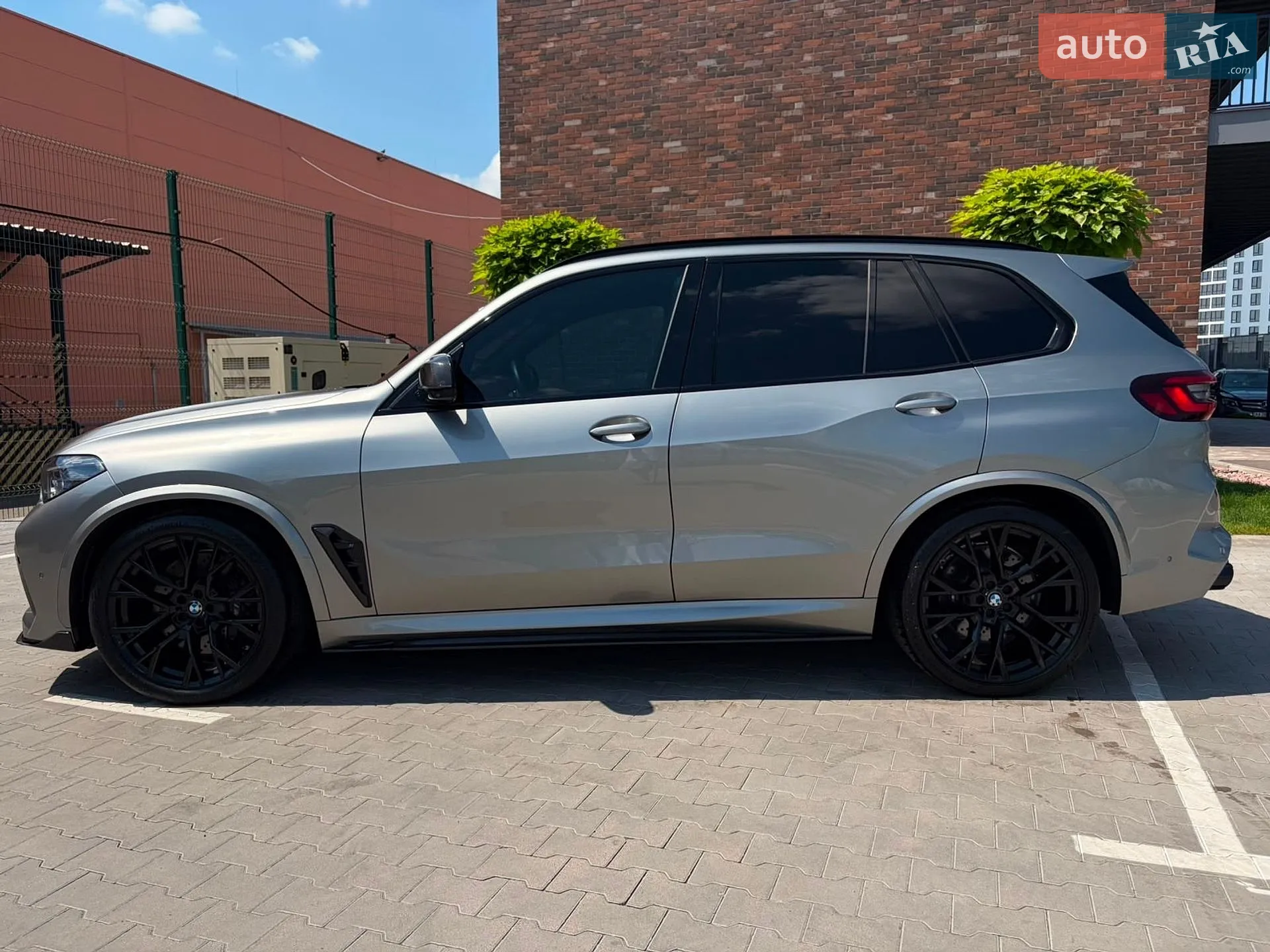 2022 BMW X5 M - мініатюра 53