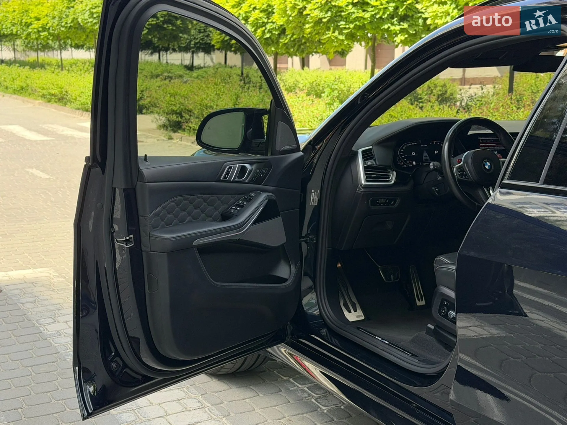 2022 BMW X5 M - мініатюра 52