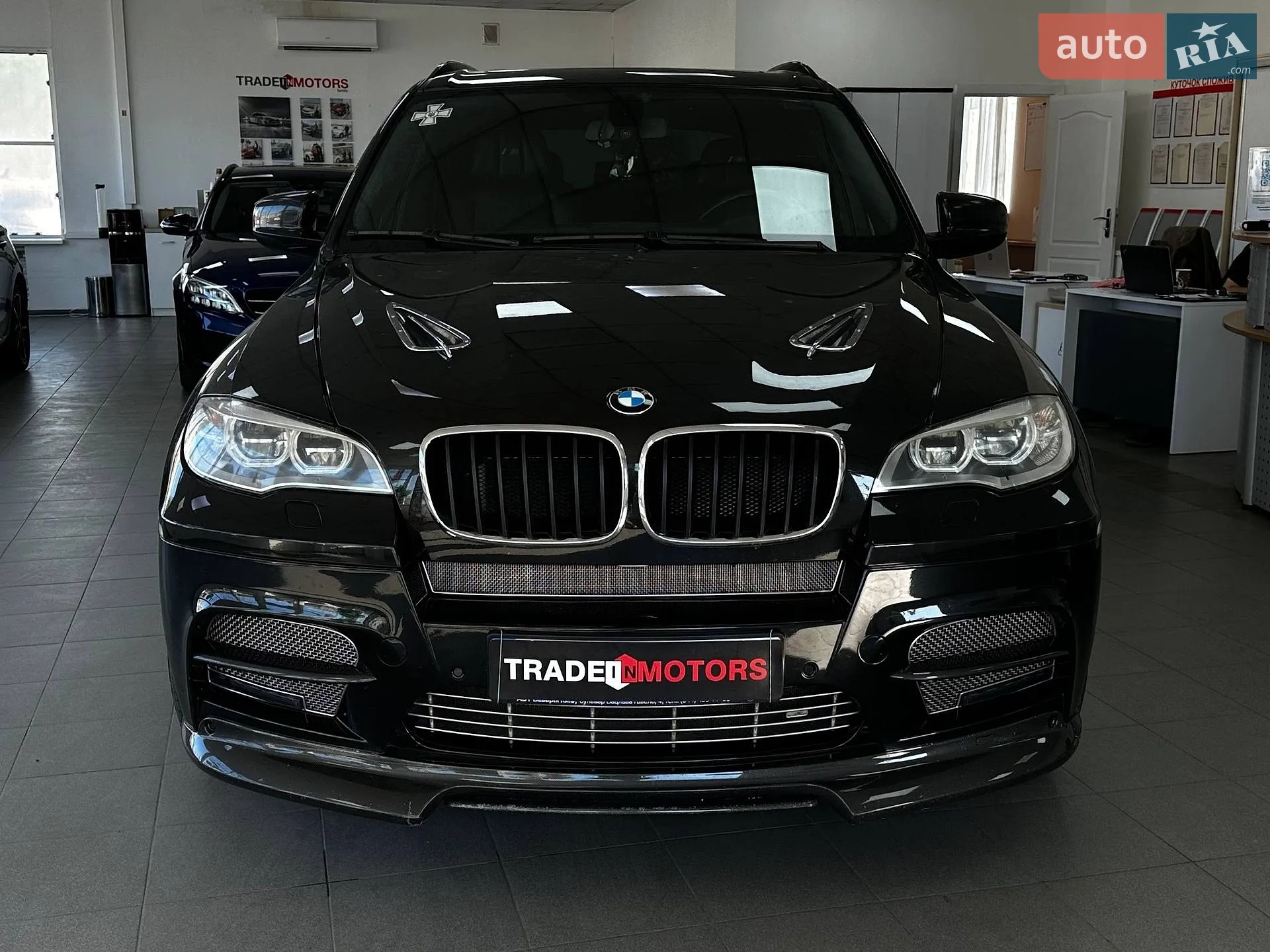 2010 BMW X5 M - мініатюра 3