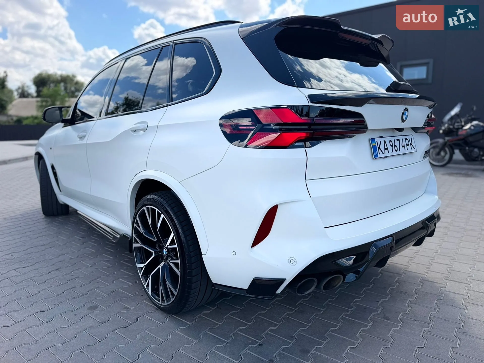 2021 BMW X5 M - мініатюра 21