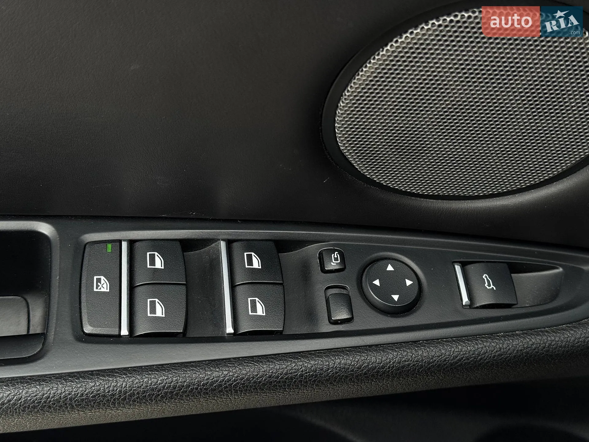 2015 BMW X5 M - мініатюра 39