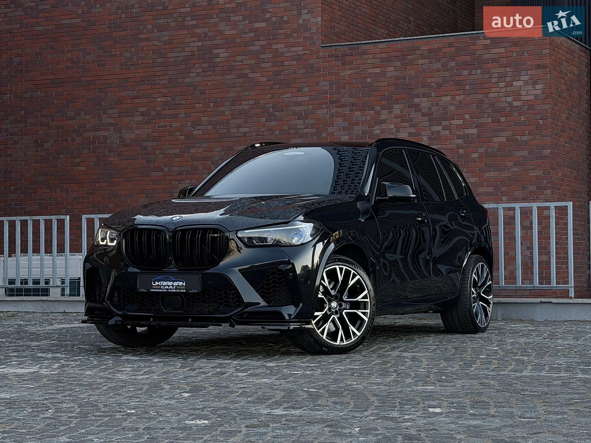 2022 BMW X5 M - фото 1