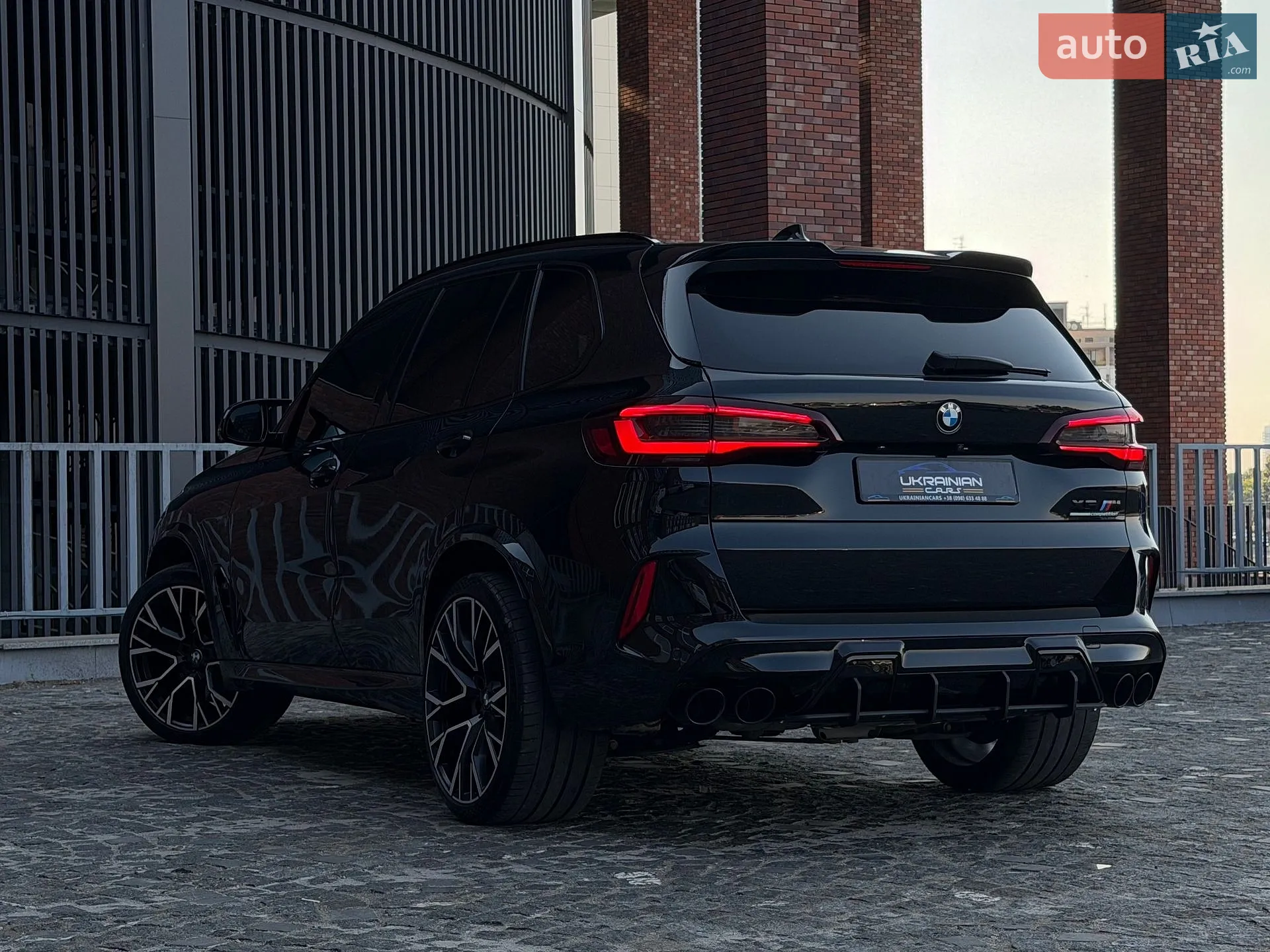 2022 BMW X5 M - мініатюра 16
