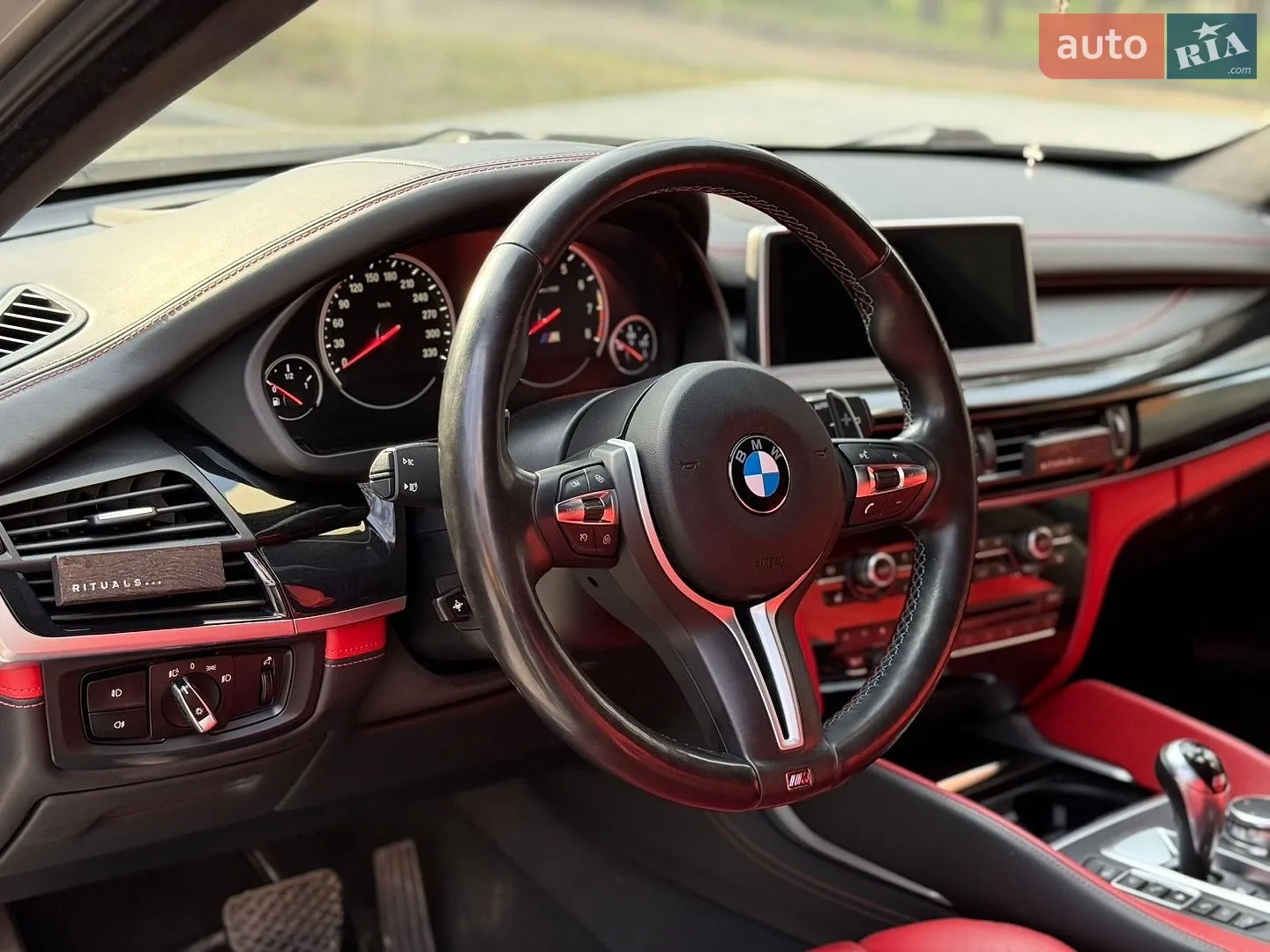 2016 BMW X5 M - мініатюра 15