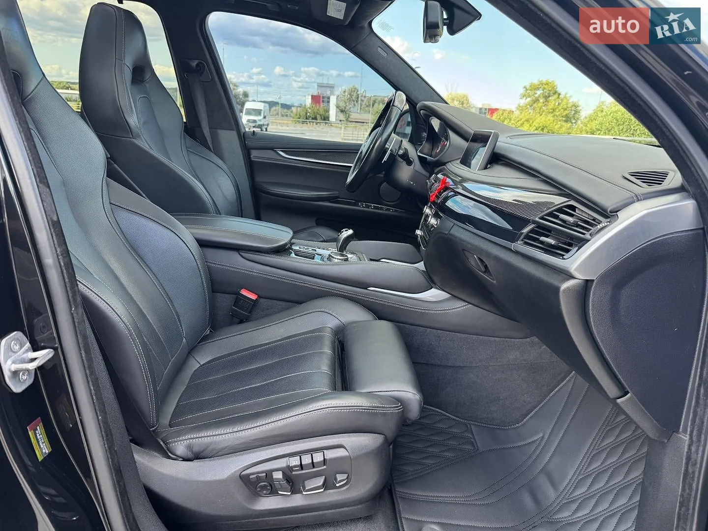 2015 BMW X5 M - мініатюра 13
