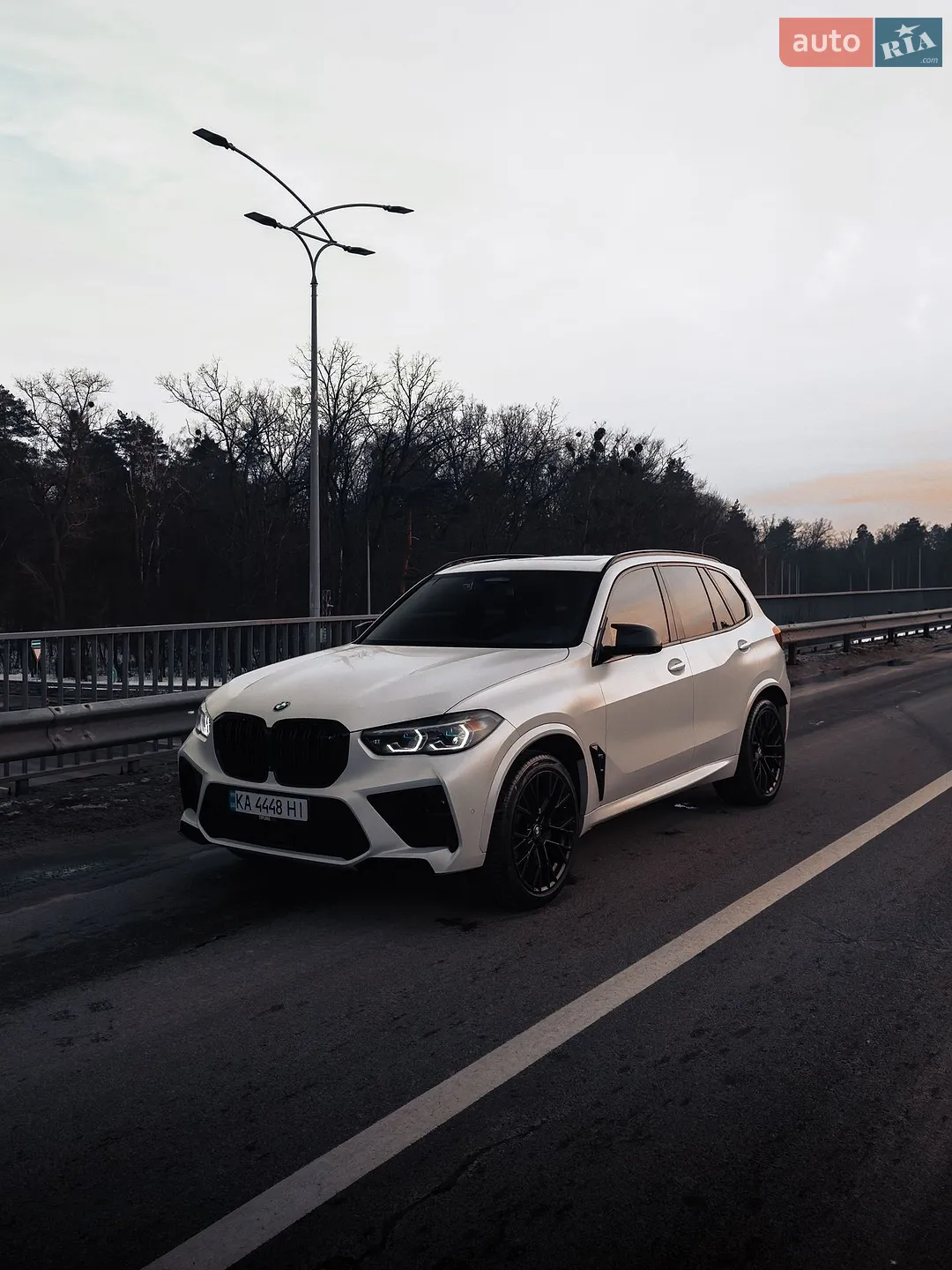 2022 BMW X5 M - фото 1