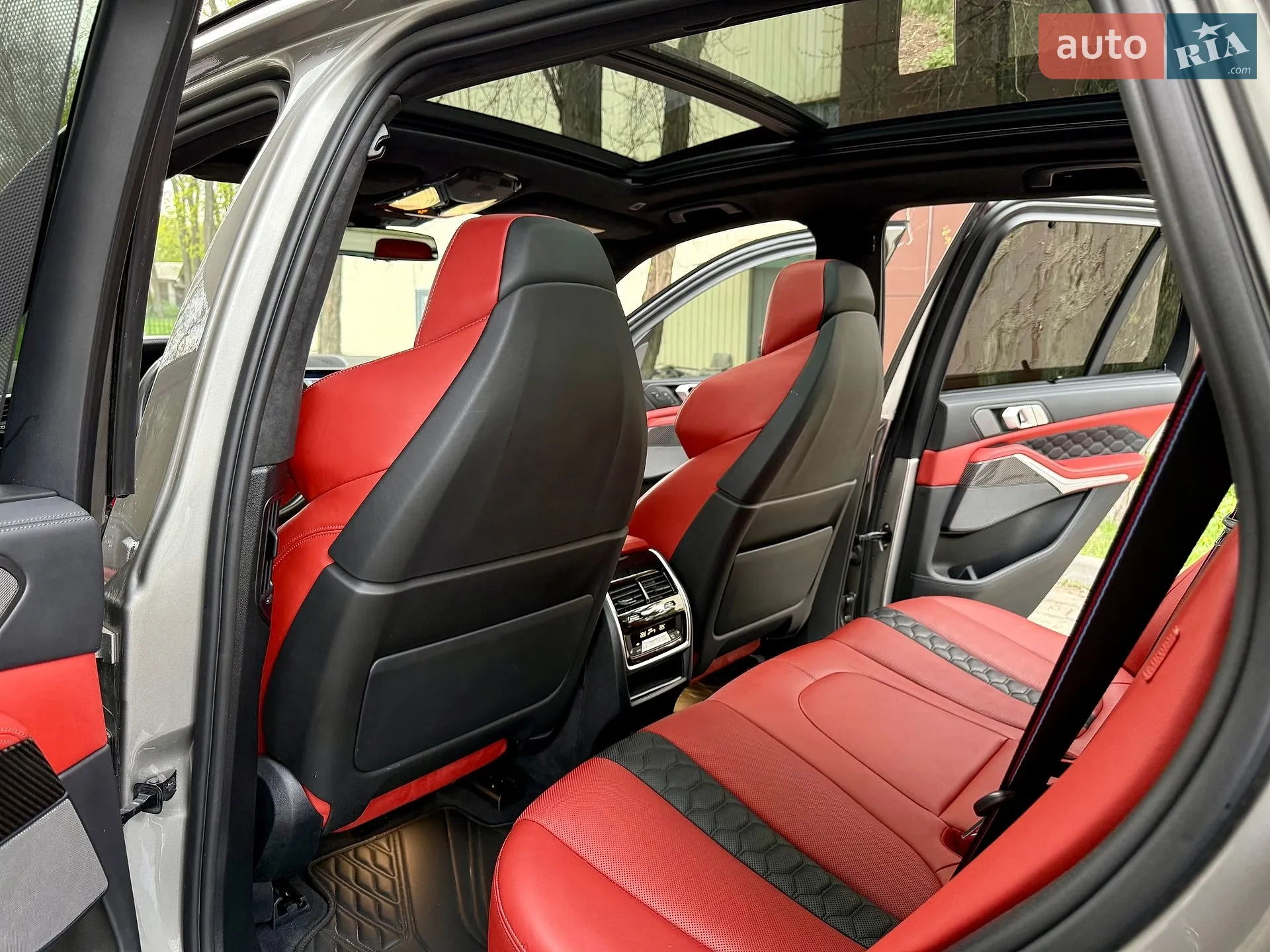 2021 BMW X5 M - мініатюра 30