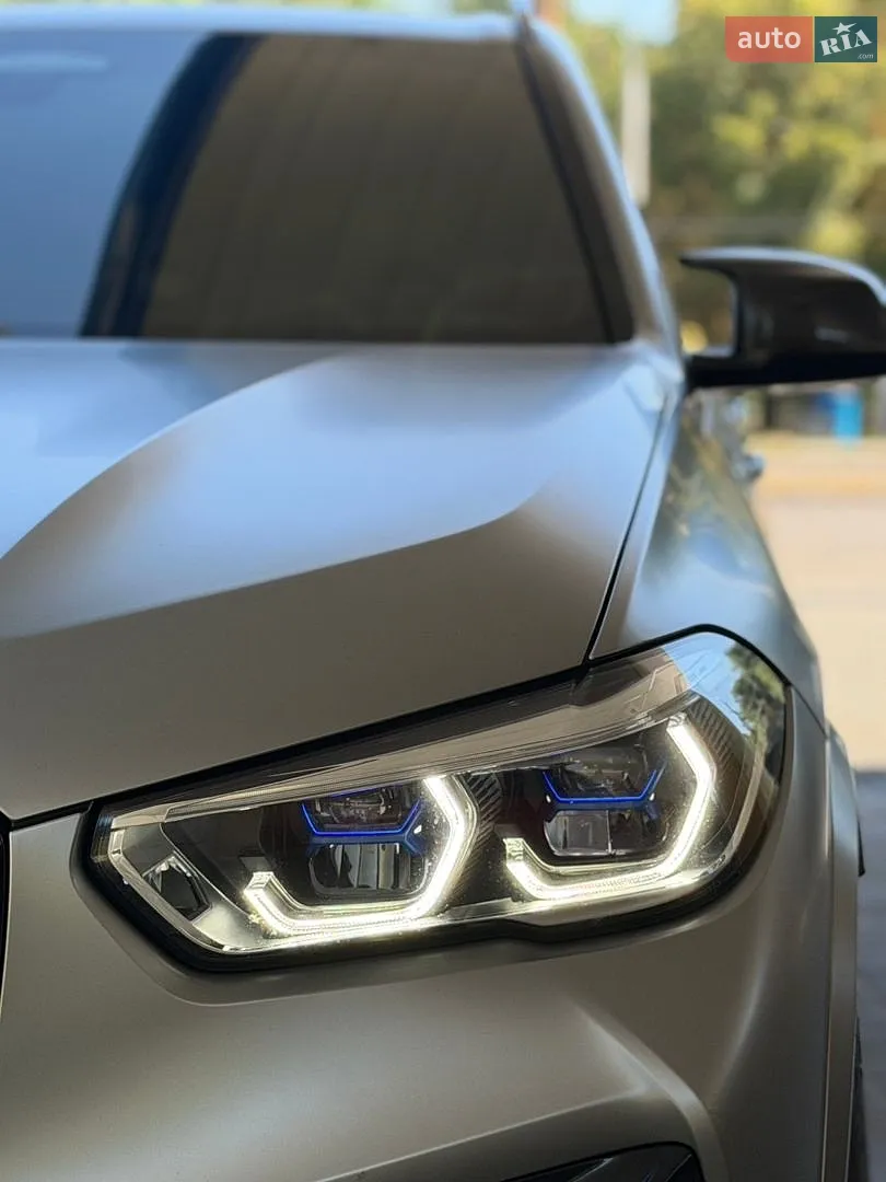 2021 BMW X5 M - мініатюра 8