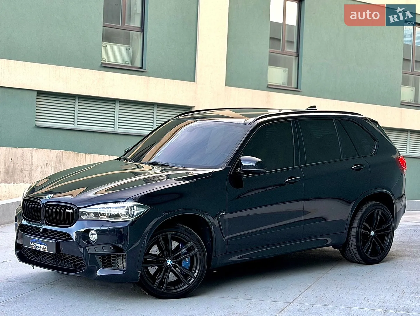 2017 BMW X5 M - мініатюра 3