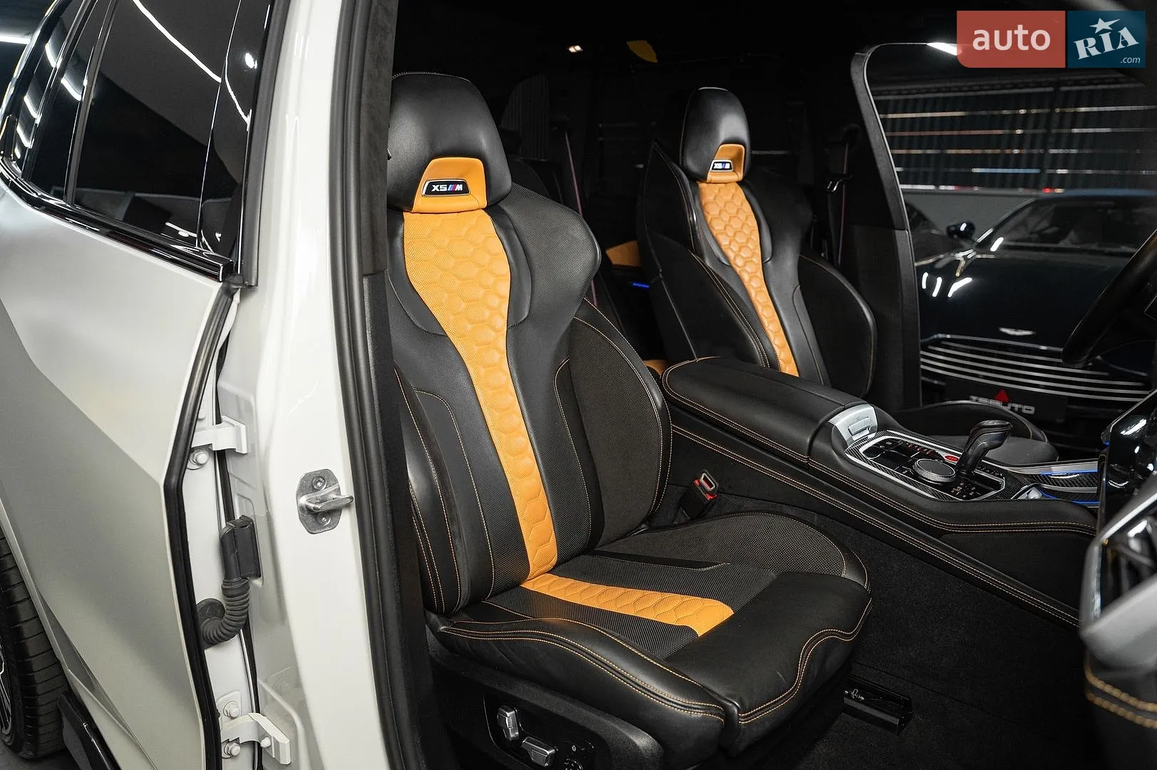 2021 BMW X5 M - мініатюра 23