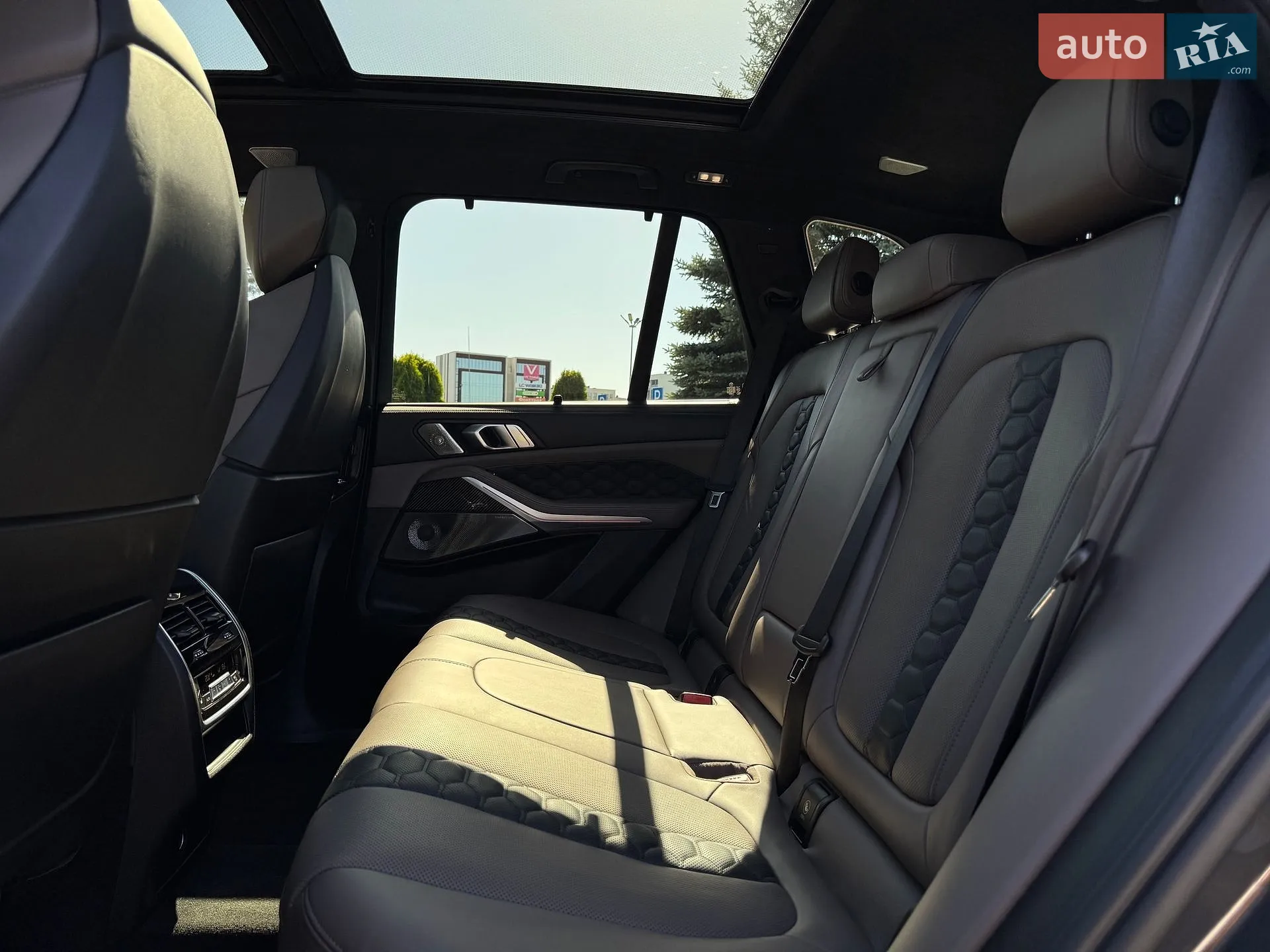 2021 BMW X5 M - мініатюра 48