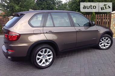 Внедорожник / Кроссовер BMW X5 2011 в Коломые