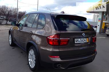 Внедорожник / Кроссовер BMW X5 2013 в Киеве