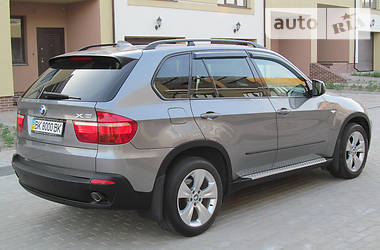 Внедорожник / Кроссовер BMW X5 2009 в Ровно