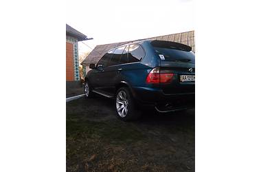 Внедорожник / Кроссовер BMW X5 2000 в Голованевске