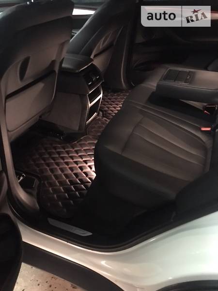 Внедорожник / Кроссовер BMW X5 2016 в Киеве