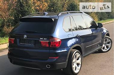 Позашляховик / Кросовер BMW X5 2011 в Києві