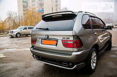 Внедорожник / Кроссовер BMW X5 2004 в Умани