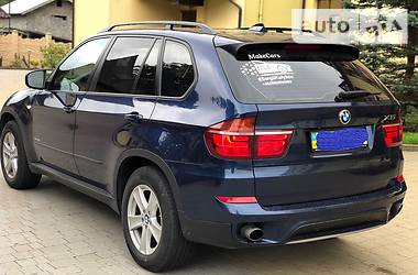 Внедорожник / Кроссовер BMW X5 2011 в Киеве