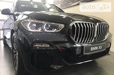 Внедорожник / Кроссовер BMW X5 2018 в 