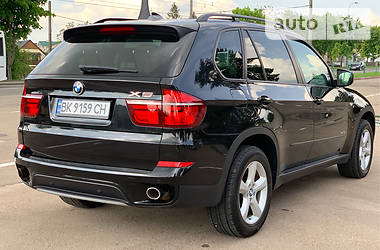 Внедорожник / Кроссовер BMW X5 2012 в Ровно