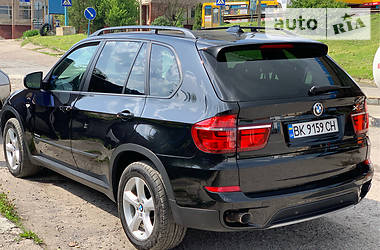 Внедорожник / Кроссовер BMW X5 2012 в Ровно