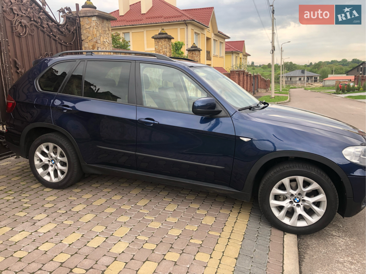 2010 BMW X5 - мініатюра 18