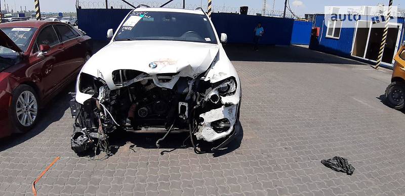 Внедорожник / Кроссовер BMW X5 2013 в Киеве