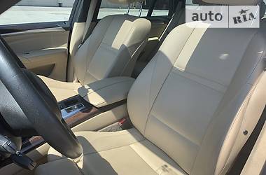 Позашляховик / Кросовер BMW X5 2011 в 