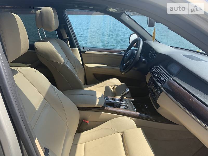 Позашляховик / Кросовер BMW X5 2011 в Києві