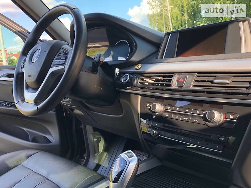 Позашляховик / Кросовер BMW X5 2016 в Вінниці